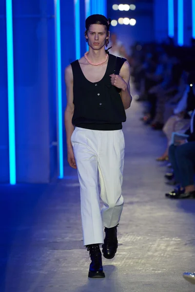 Look 56